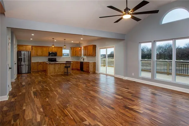 $59,000 | 815 Southeast 600th Road, Knob Noster, MO 65336