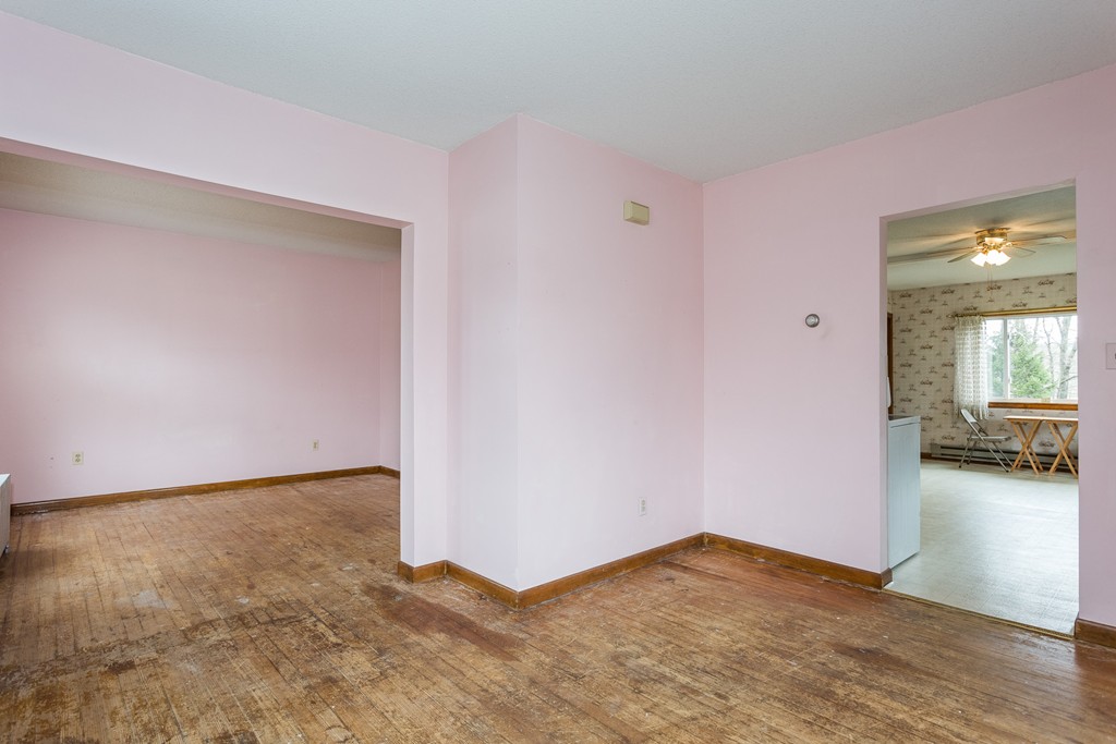 227 Parker Street Springfield, MA 01151 - Photo 14 of 29 Gallery Image 14