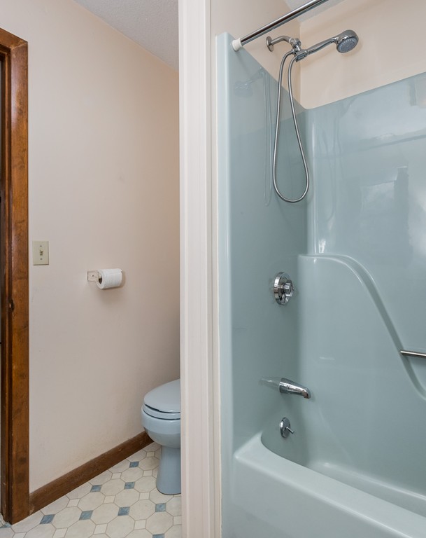 227 Parker Street Springfield, MA 01151 - Photo 22 of 29 Gallery Image 22