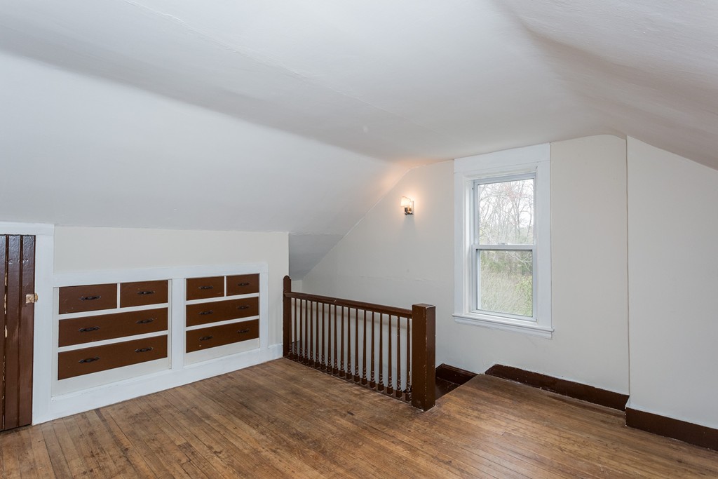 227 Parker Street Springfield, MA 01151 - Photo 26 of 29 Gallery Image 26