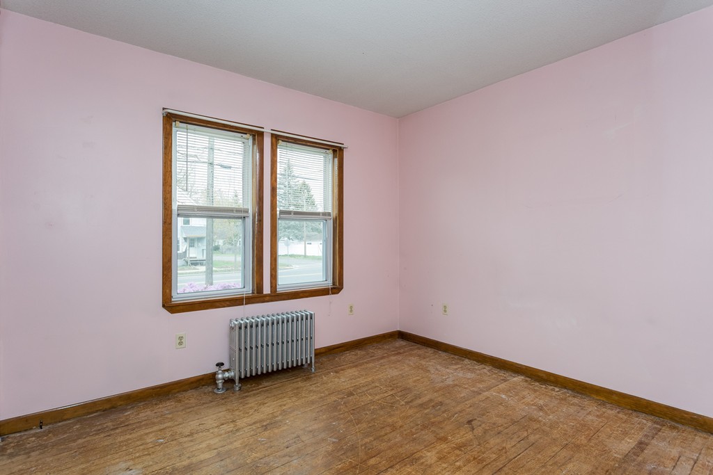 227 Parker Street Springfield, MA 01151 - Photo 10 of 29 Gallery Image 10