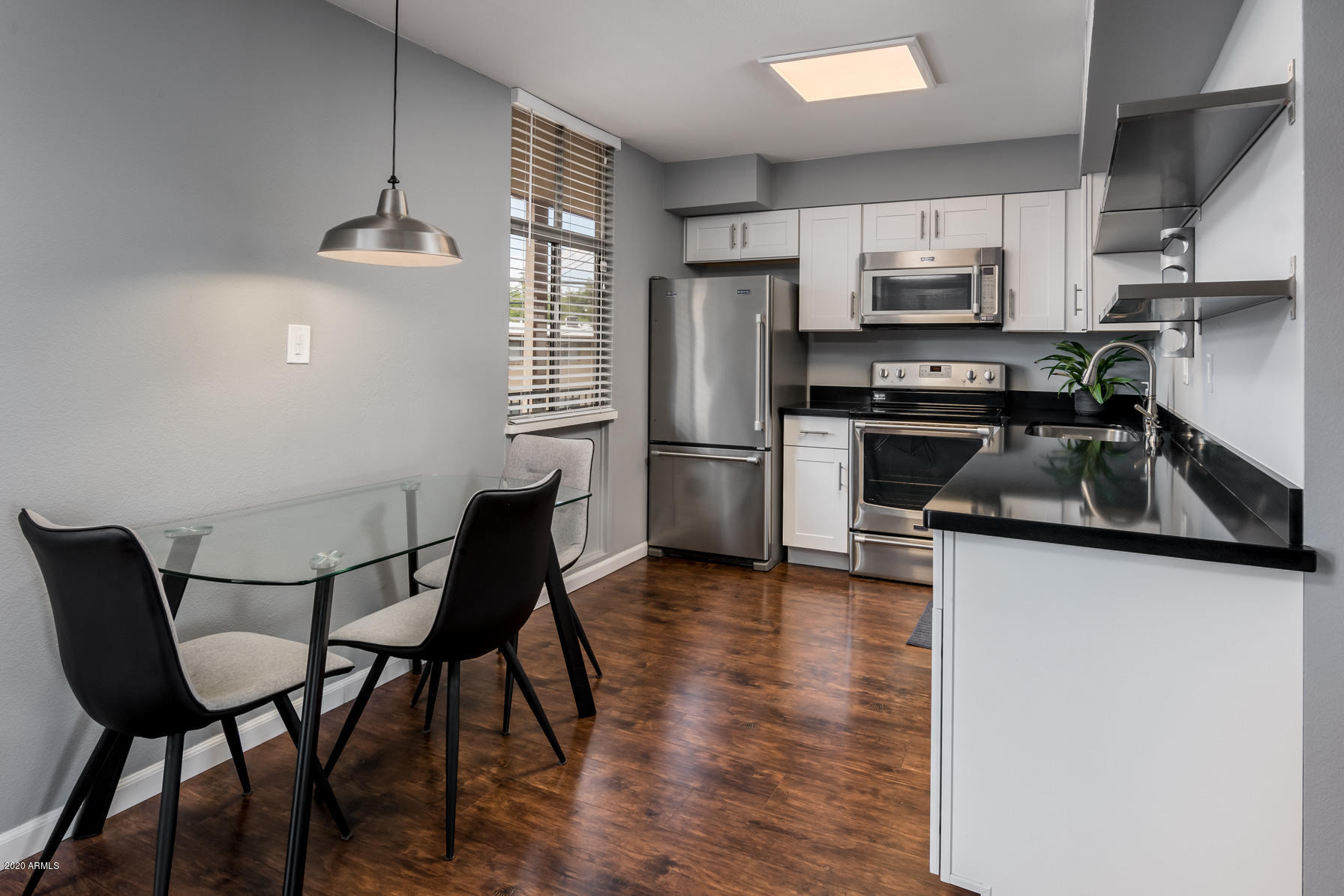 5236 North 20th Street, Unit C2 Phoenix, AZ 85016 - Photo 10 of 25 5236 N 20th St C2 - MLS-10