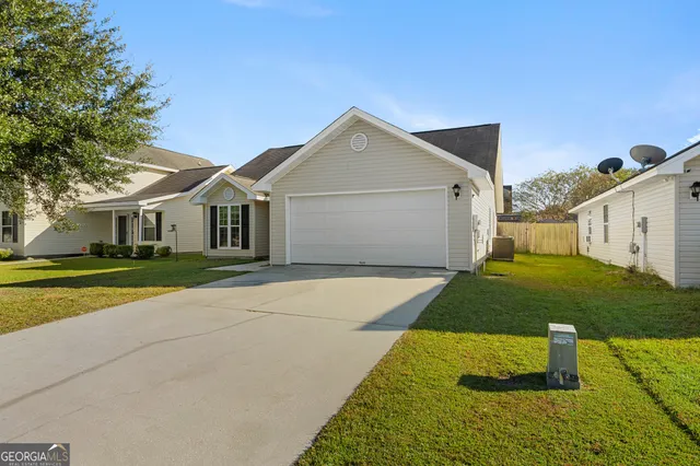 $269,000 | 26 Halyard Drive, Port Wentworth, GA 31407