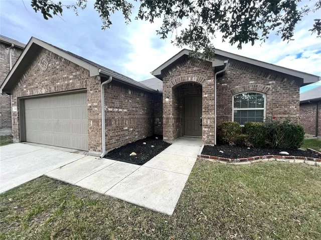 $2,055 | 412 Copper Ridge Road, Fort Worth, TX 76052