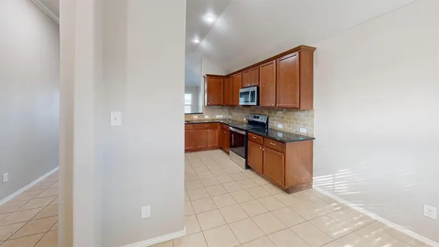 $2,055 | 412 Copper Ridge Road, Fort Worth, TX 76052