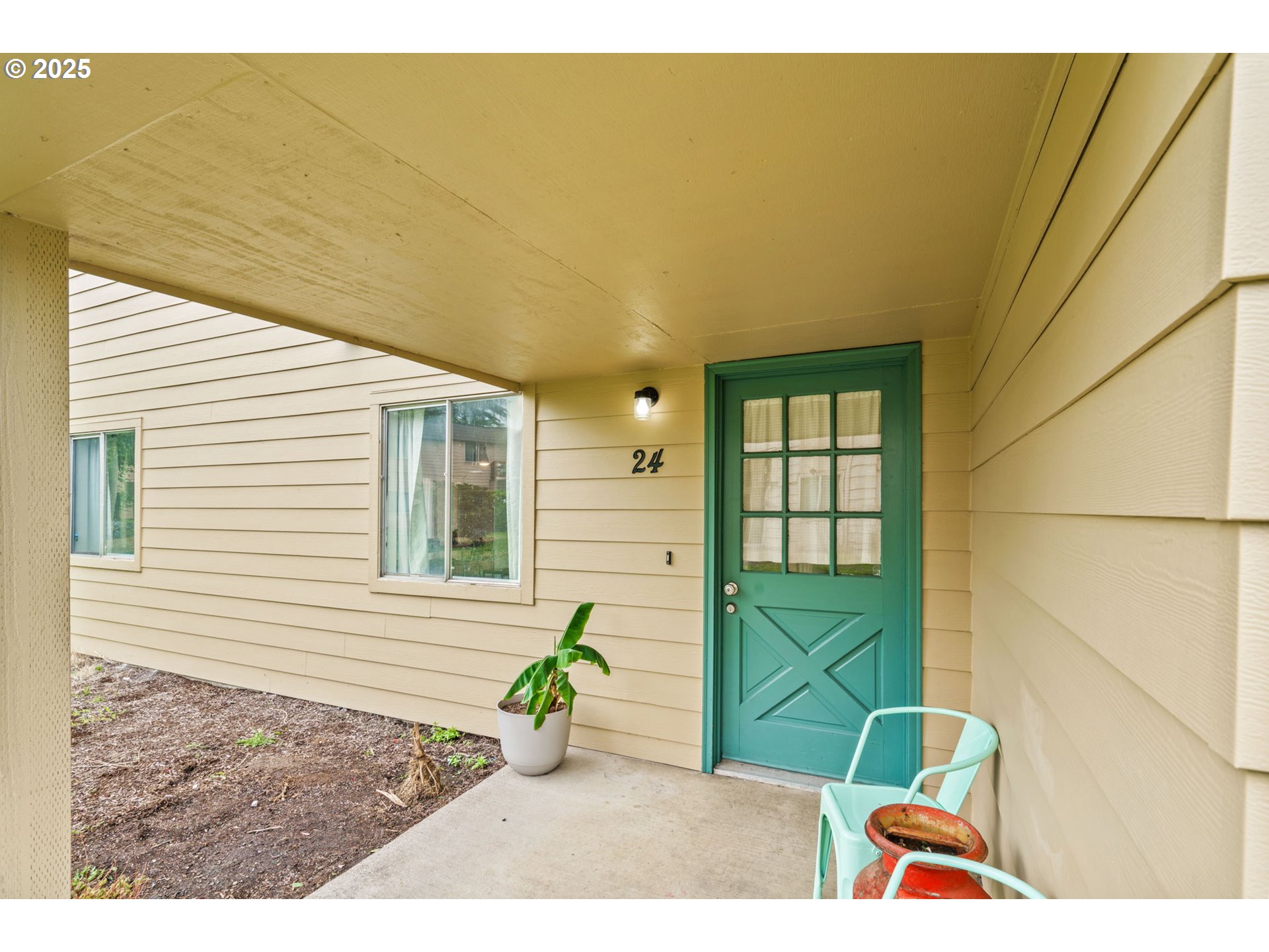 2727 Gateway Street, Unit 24 Springfield, OR 97477 - Photo 2 of 34