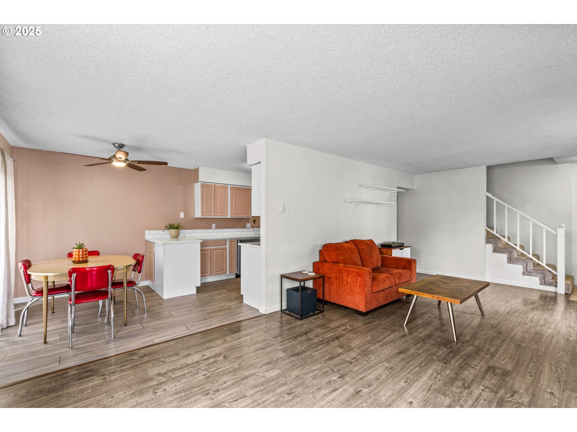 2727 Gateway Street, Unit 24 Springfield, OR 97477 - Photo 8 of 34
