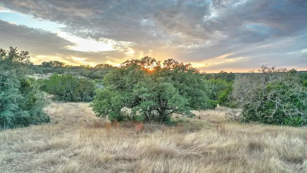 $795,000 | 438-2 Yellowstone Lane, Hunt, TX 78024