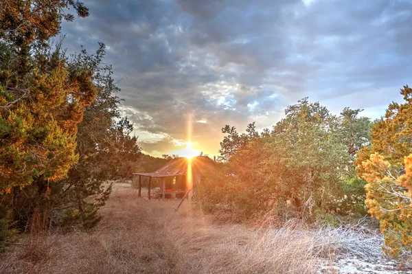$795,000 | 438-2 Yellowstone Lane, Hunt, TX 78024