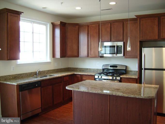 1310 Decatur Street Baltimore, MD 21230 - Photo 7 of 20 Kitchen #2
