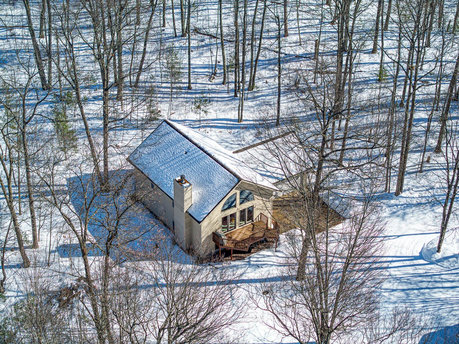 10396 Howards End Road Minocqua, WI 54548 - Photo 17 of 46 Gallery Image 17