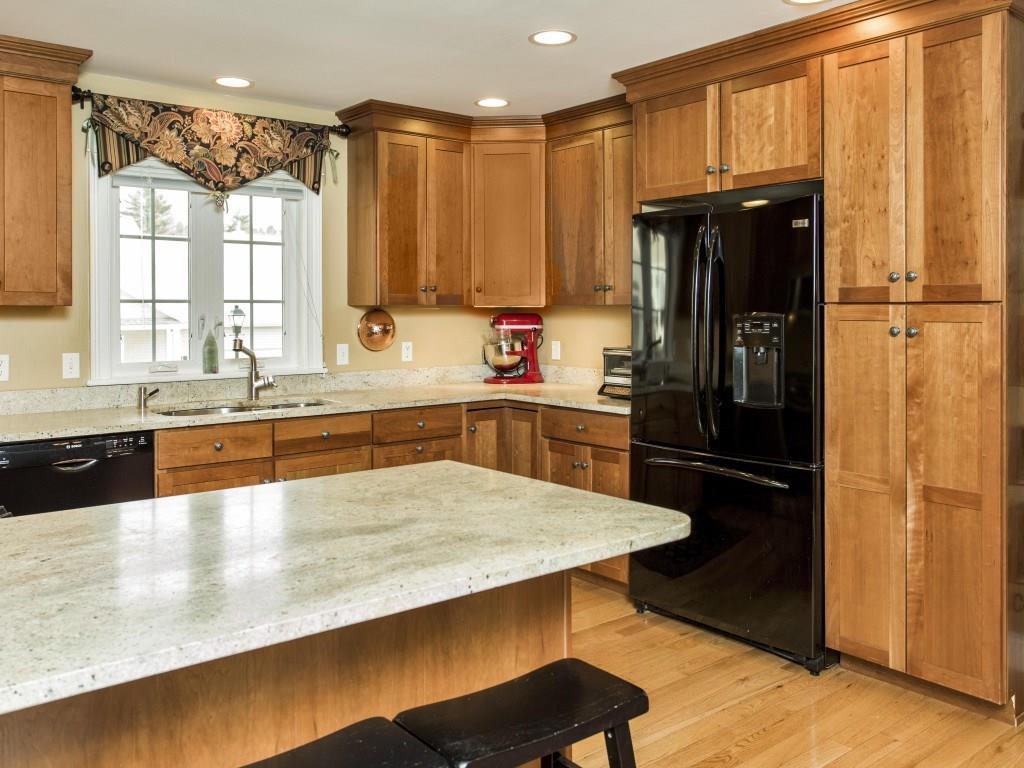 8 Goose Ledge Road, Unit 38 Cumberland Foreside, ME 04110 - Photo 3 of 19 Photo