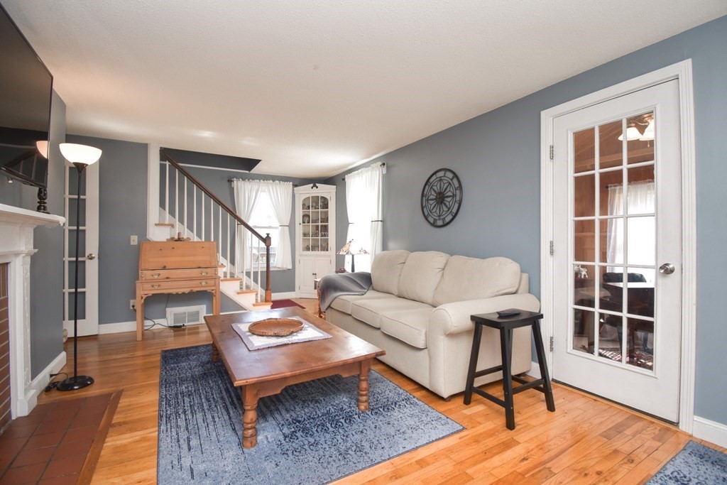 95 Patricia Circle Springfield, MA 01119 - Photo 7 of 40 Gallery Image 7