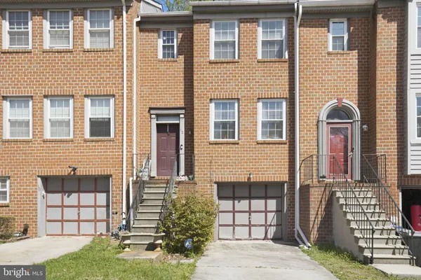 $300,000 | 12 Sundown Court, Baltimore, MD 21206