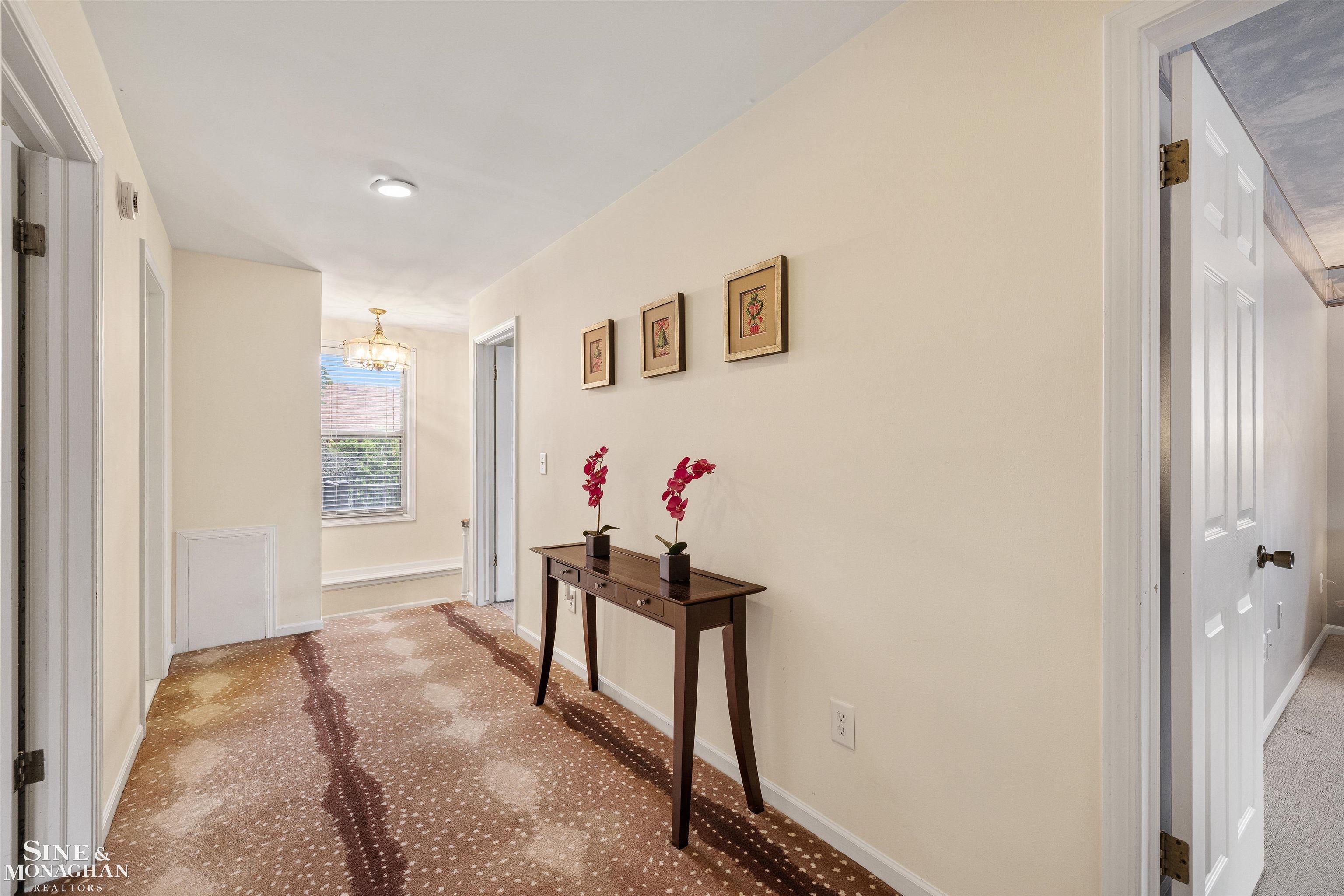 725 Fisher Road Grosse Pointe, MI 48230 - Photo 43 of 63 50211891-998ed732-20c4-4f01-9587-512b969d621a.JPG
