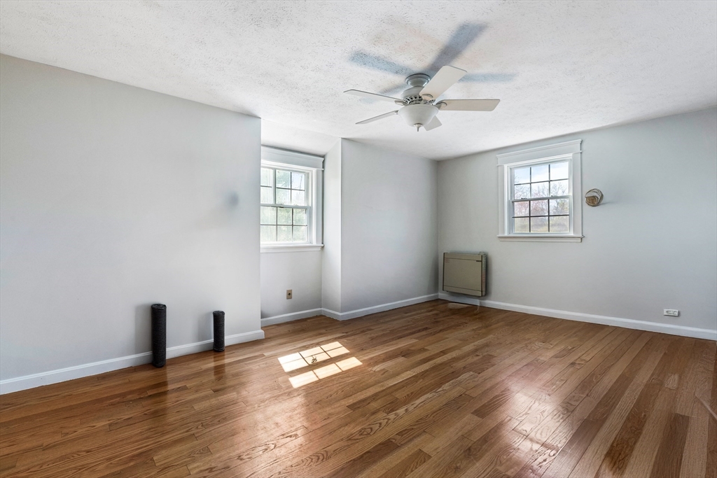 534 Hooksett Road Auburn, NH 03032 - Photo 23 of 38 Gallery Image 23