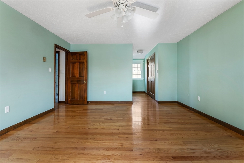 534 Hooksett Road Auburn, NH 03032 - Photo 25 of 38 Gallery Image 25