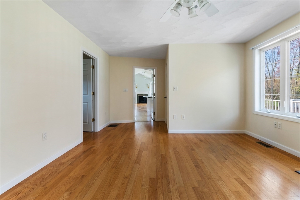 534 Hooksett Road Auburn, NH 03032 - Photo 28 of 38 Gallery Image 28