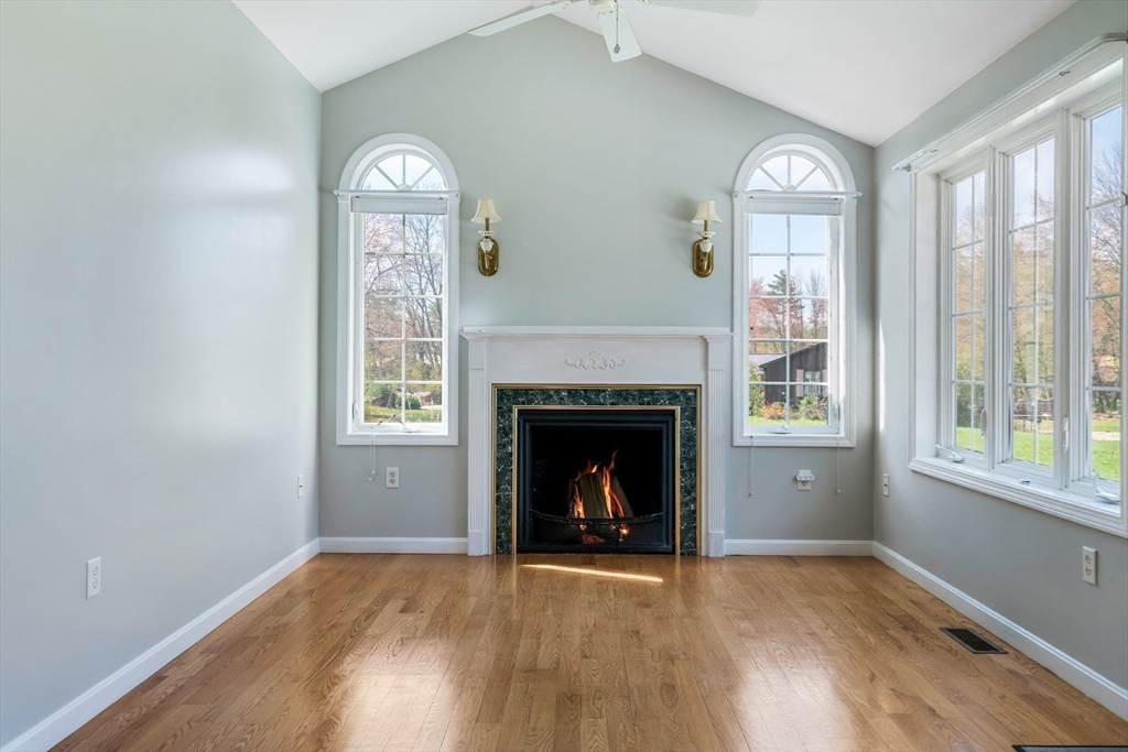 534 Hooksett Road Auburn, NH 03032 - Photo 31 of 38 Gallery Image 31