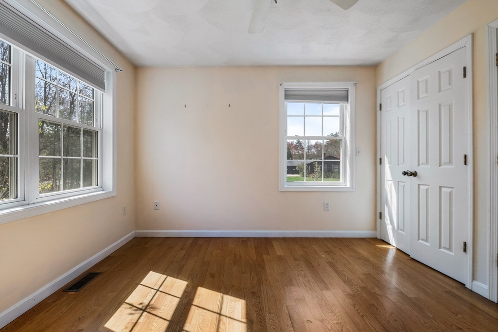 534 Hooksett Road Auburn, NH 03032 - Photo 36 of 38 Gallery Image 36