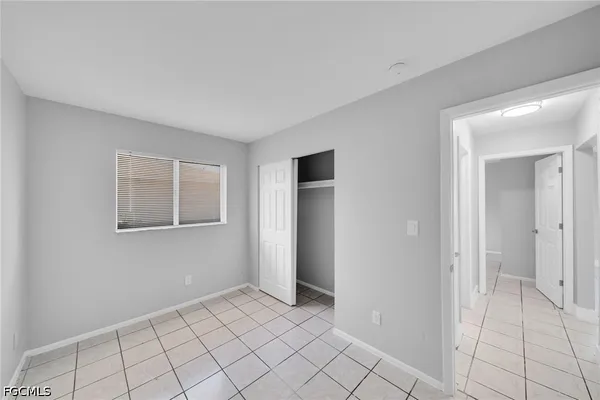 $1,300 | 15 Southeast 24th Avenue, Unit E, Cape Coral, FL 33990