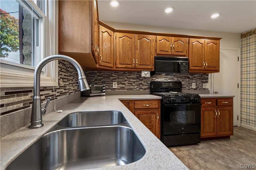 33 Curran Road Whitestown, NY 13492 - Photo 27 of 50 Gallery Image 27