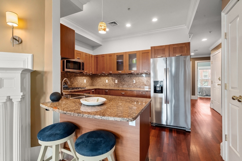 19 Bay State Road, Unit 4 Boston, MA 02215 - Photo 10 of 27
