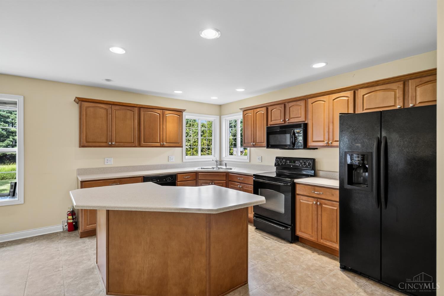 6150 Rapid Run Road Cincinnati, OH 45233 - Photo 18 of 55 Gallery Image 18