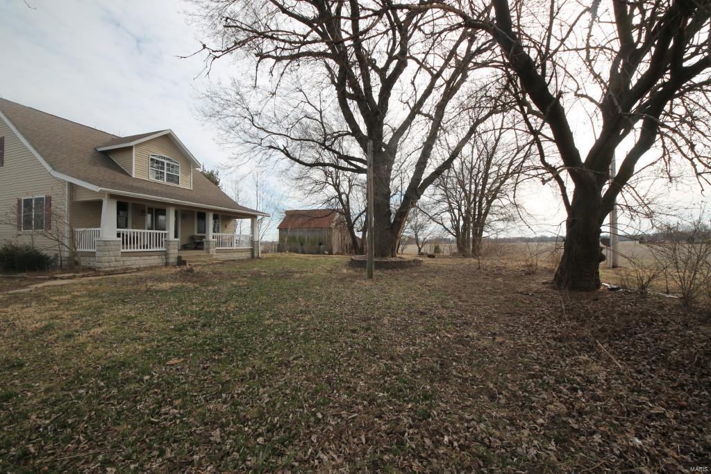2461 Rentchler Road Belleville, IL 62221 - Photo 3 of 56