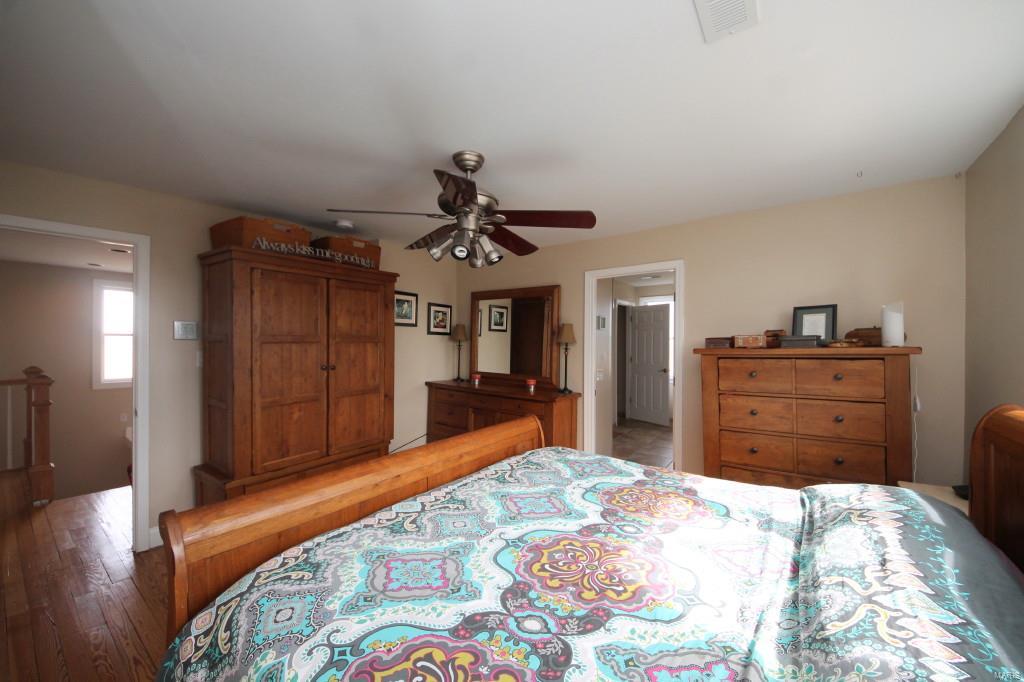 2461 Rentchler Road Belleville, IL 62221 - Photo 28 of 56