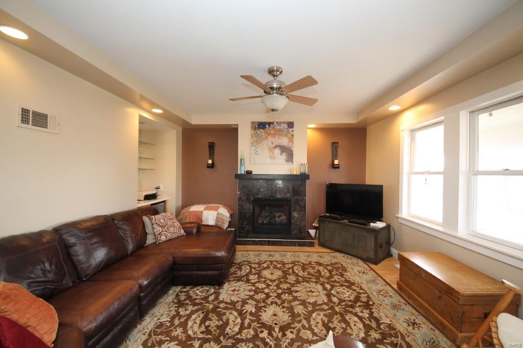 2461 Rentchler Road Belleville, IL 62221 - Photo 8 of 56
