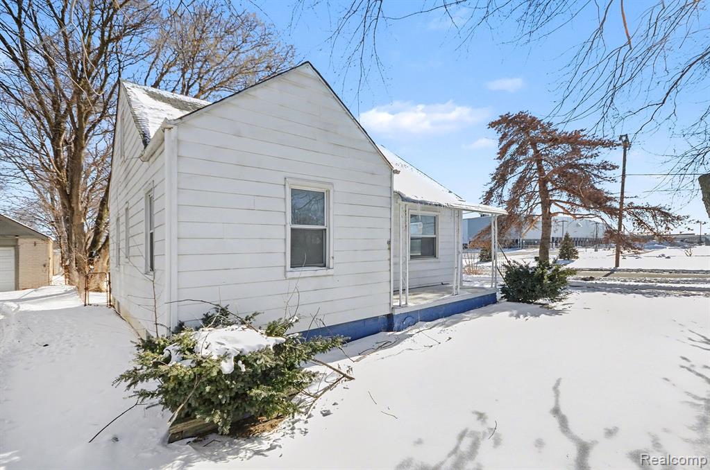23346 Hoover Road Warren, MI 48089 - Photo 14 of 15