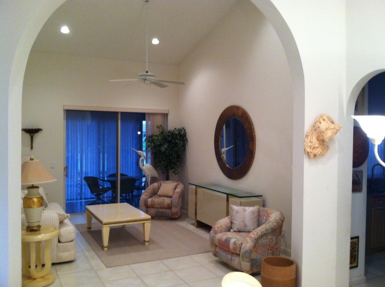 8192 Horseshoe Bay Road Boynton Beach, FL 33472 - Photo 3 of 24 Living Room