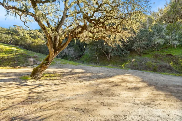 $1,550,000 | 4 El Vanada Road, Redwood City, CA 94062