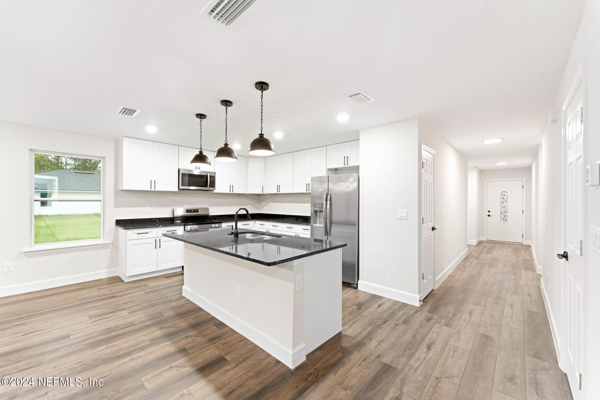 9032 Taylor Field Road Jacksonville, FL 32222 - Photo 3 of 24 DSC08631