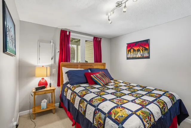 $290,000 | 1684 Covington Lane, Eagan, MN 55122