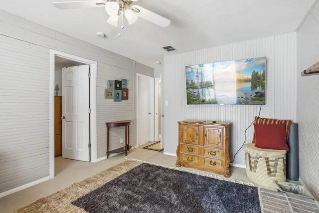 $290,000 | 1684 Covington Lane, Eagan, MN 55122