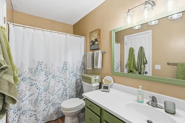 $290,000 | 1684 Covington Lane, Eagan, MN 55122