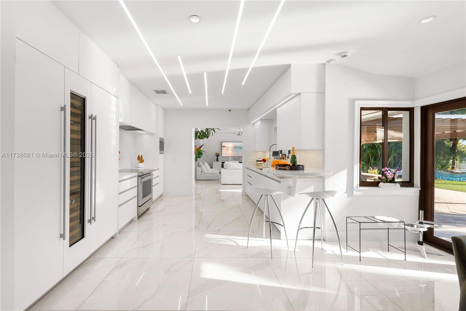 1070 Belle Meade Island Drive Miami, FL 33138 - Photo 12 of 32