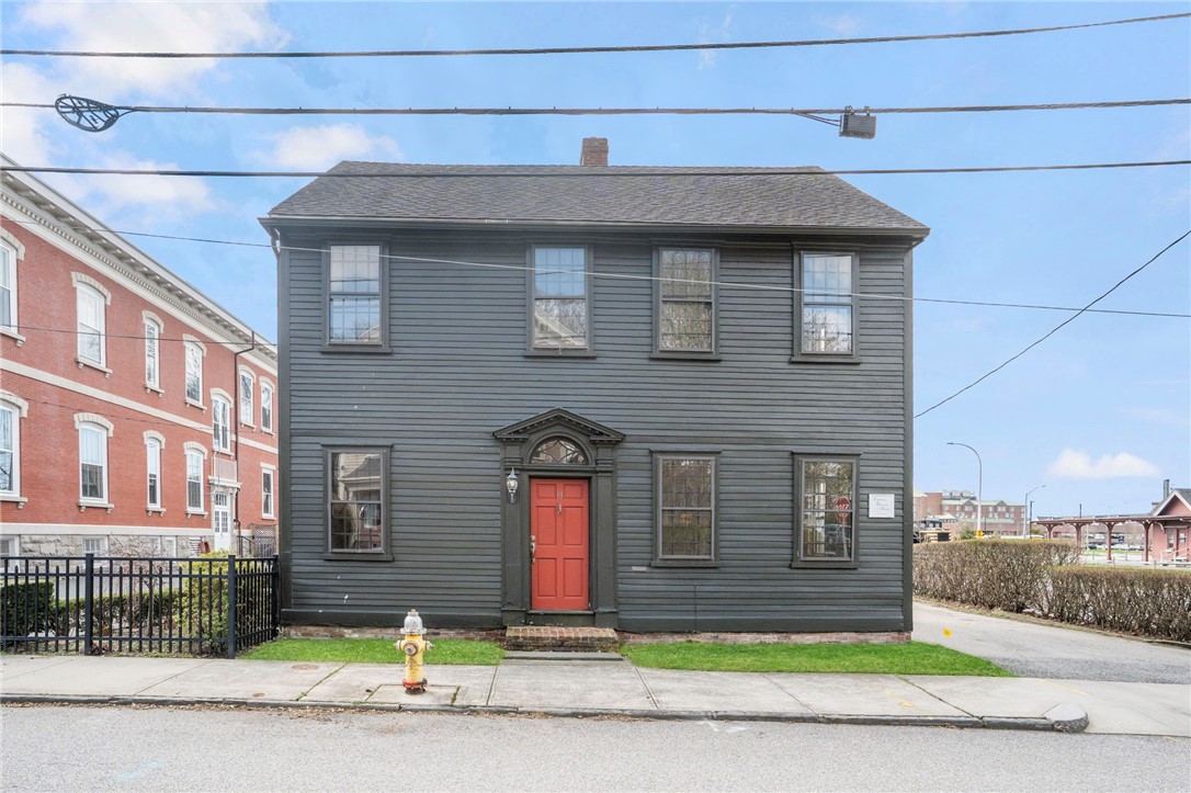 14 Elm Street Newport, RI 02840 - Photo 2 of 41