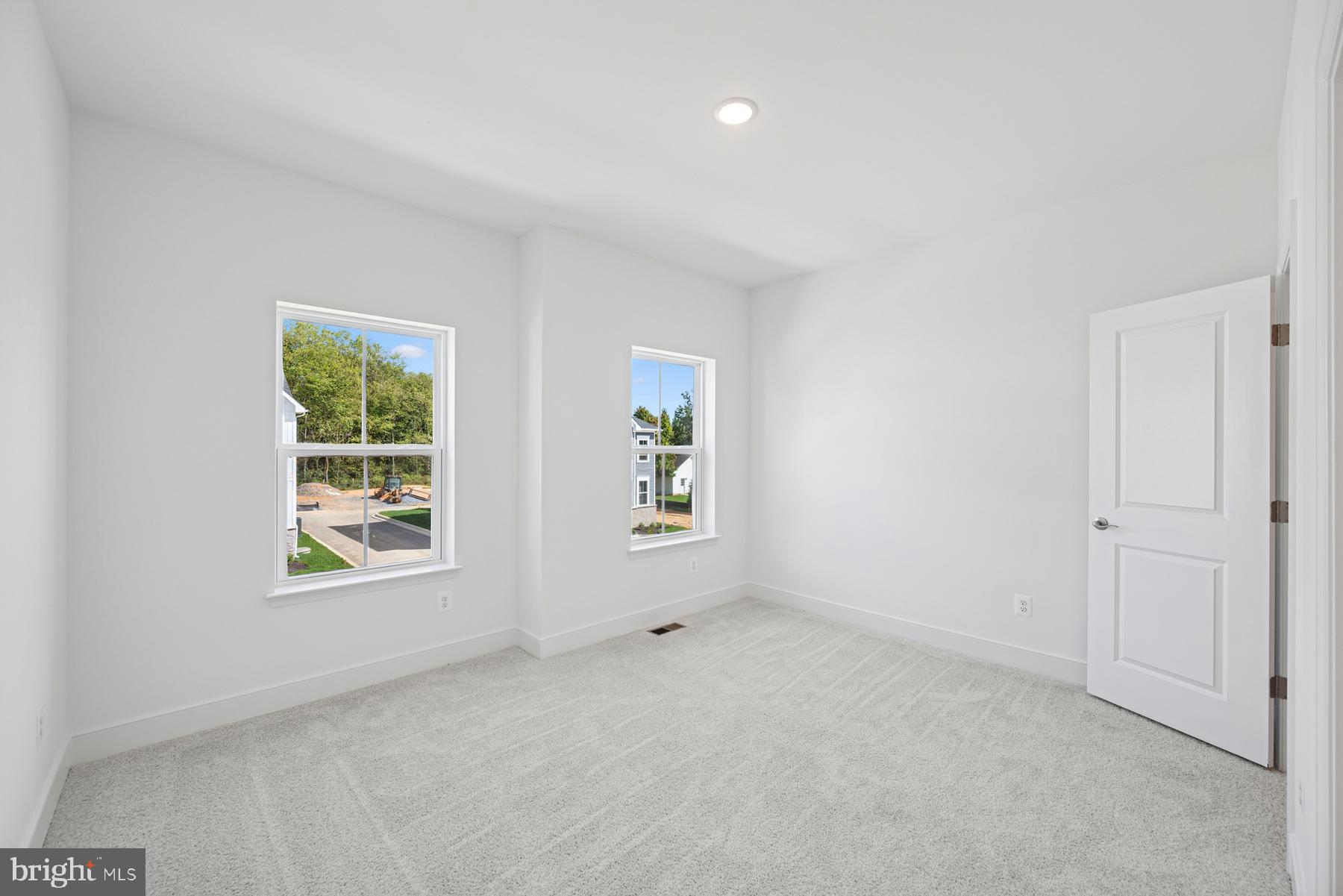 2730 Tuscarora Road Adamstown, MD 21710 - Photo 23 of 37 an empty room with windows