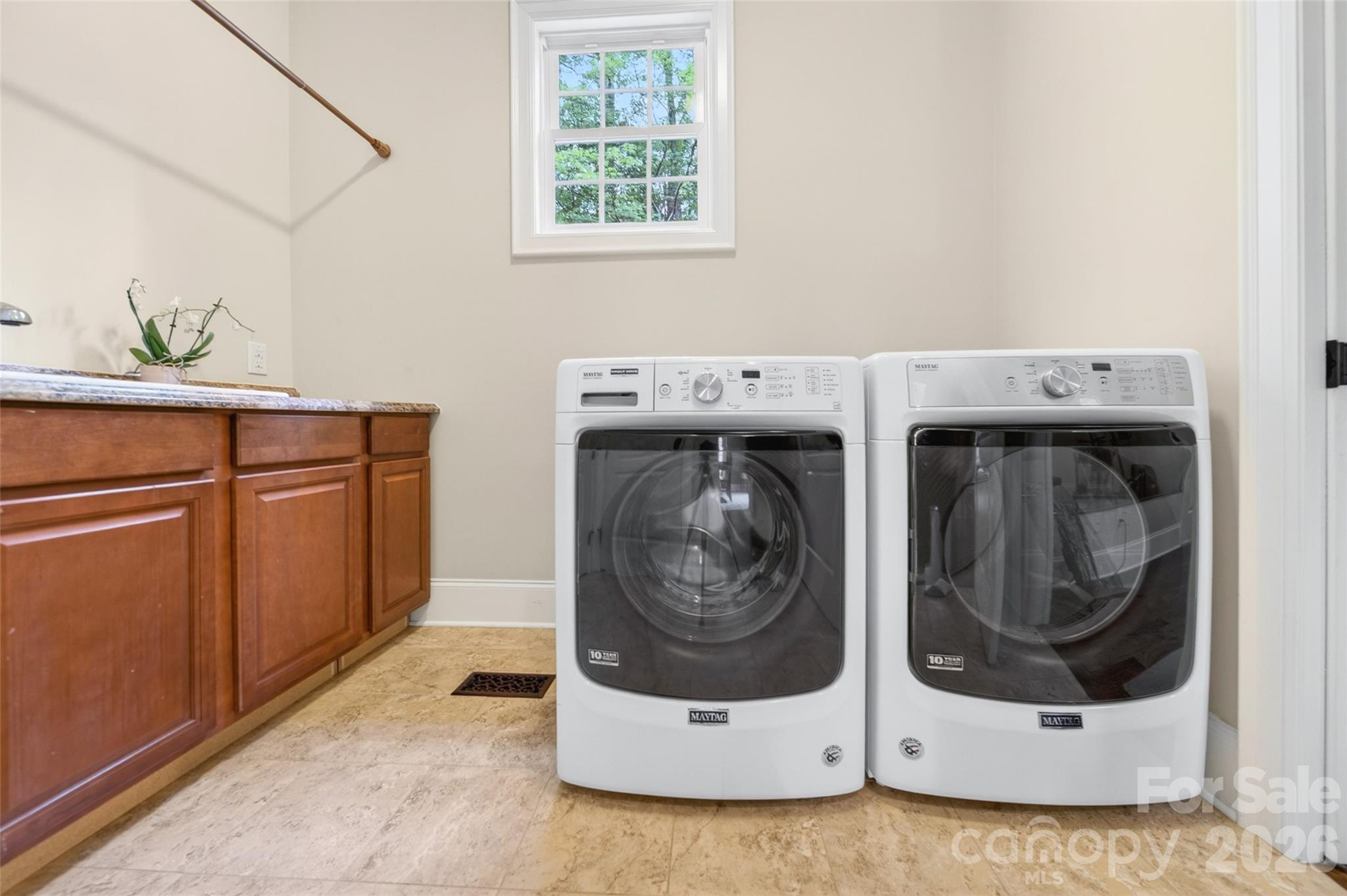 2932 Oakdale Road Charlotte, NC 28216 - Photo 43 of 47
