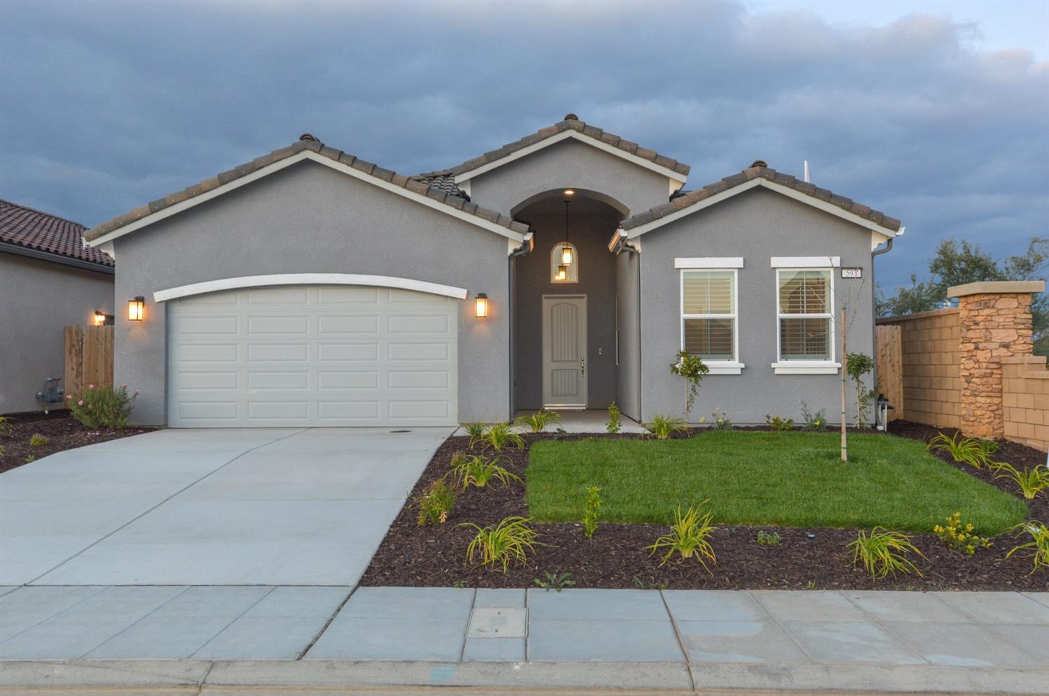 621 Alpine Way Madera, CA 93636 - Photo 7 of 7 Gallery Image 7