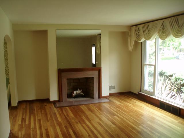 411 South Harding Road Columbus, OH 43209 - Photo 3 of 8