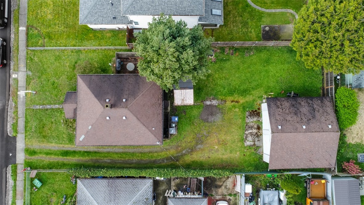 812 High Avenue South Renton, WA 98057 - Photo 3 of 14