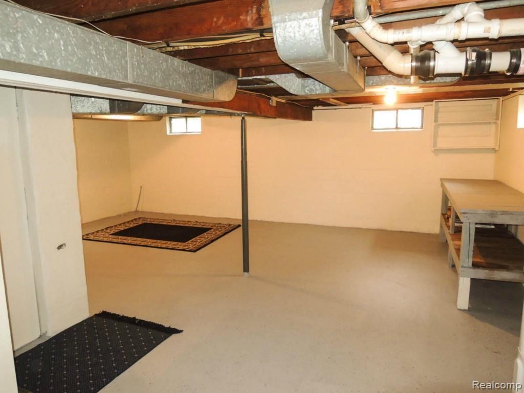 4296 Marcus Road Waterford, MI 48329 - Photo 7 of 42 Basement2.jpg