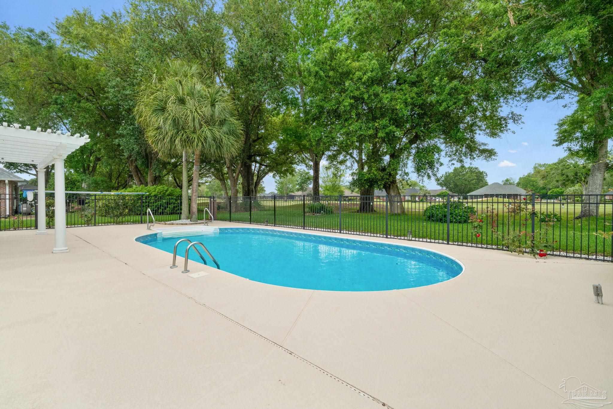 5631 Ballybunion Drive Pace, FL 32571 - Photo 34 of 43 Awesome Entertaining Space