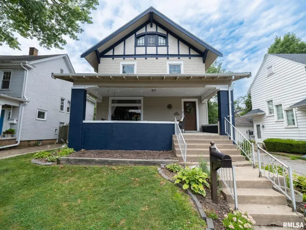 $259,900 | 1217 North Elmwood Avenue, Peoria, IL 61606
