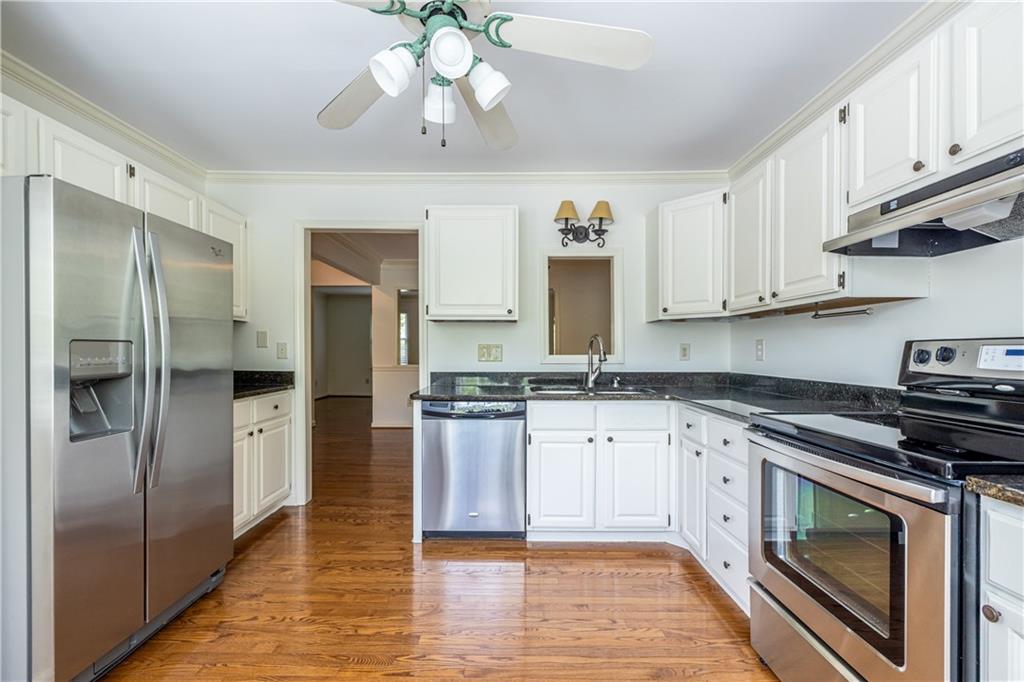 37 Sycamore Station Decatur, GA 30030 - Photo 10 of 47