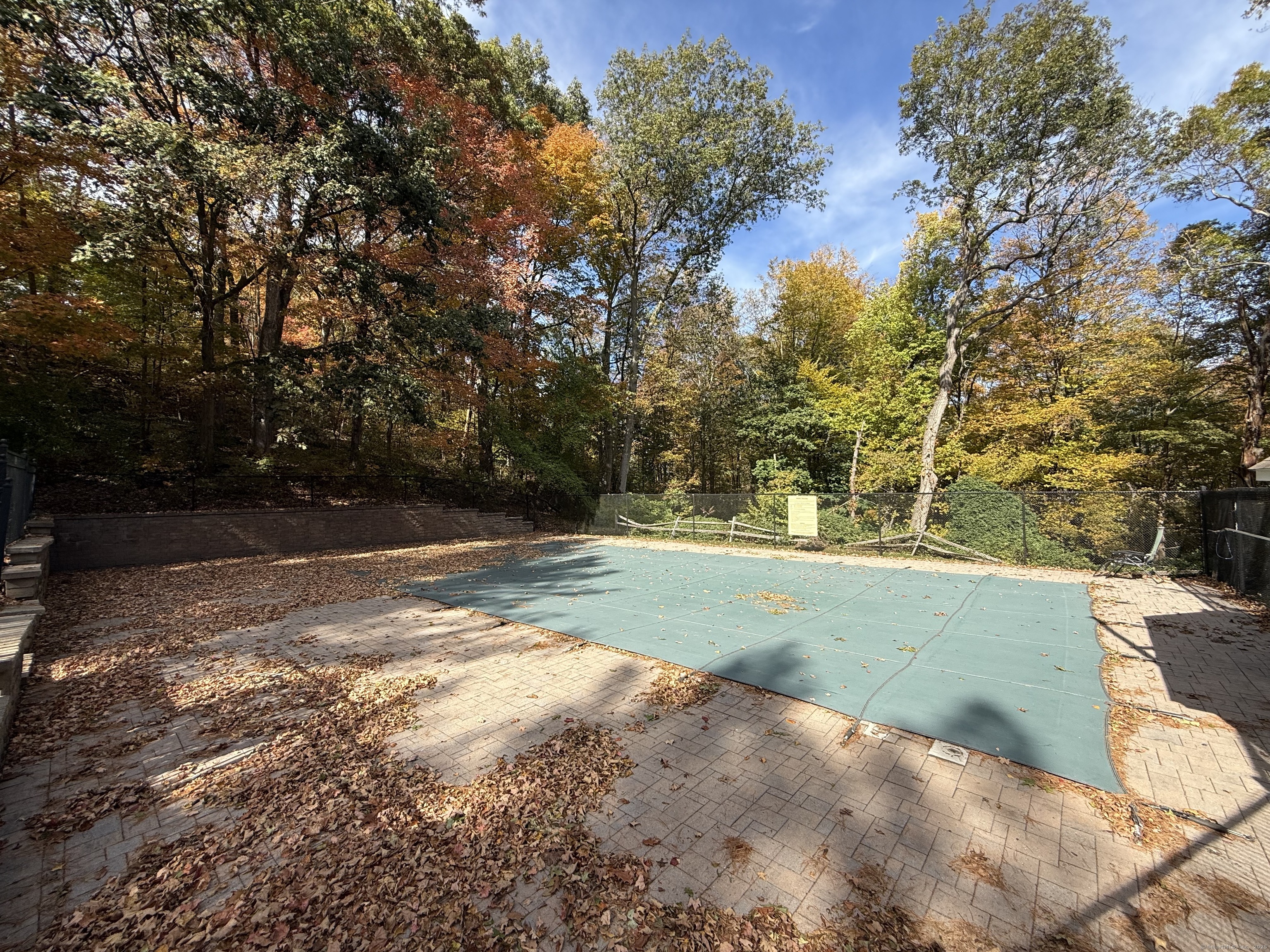 175 Mill Pond Road, Unit 215 Hamden, CT 06514 - Photo 18 of 19 a view of yard with large trees